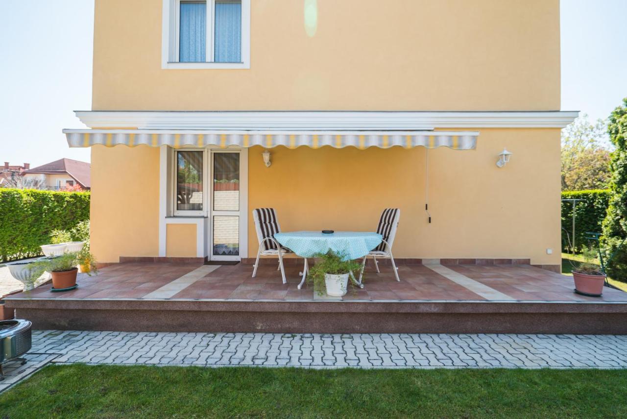 Korponyi Villa Siófok Buitenkant foto
