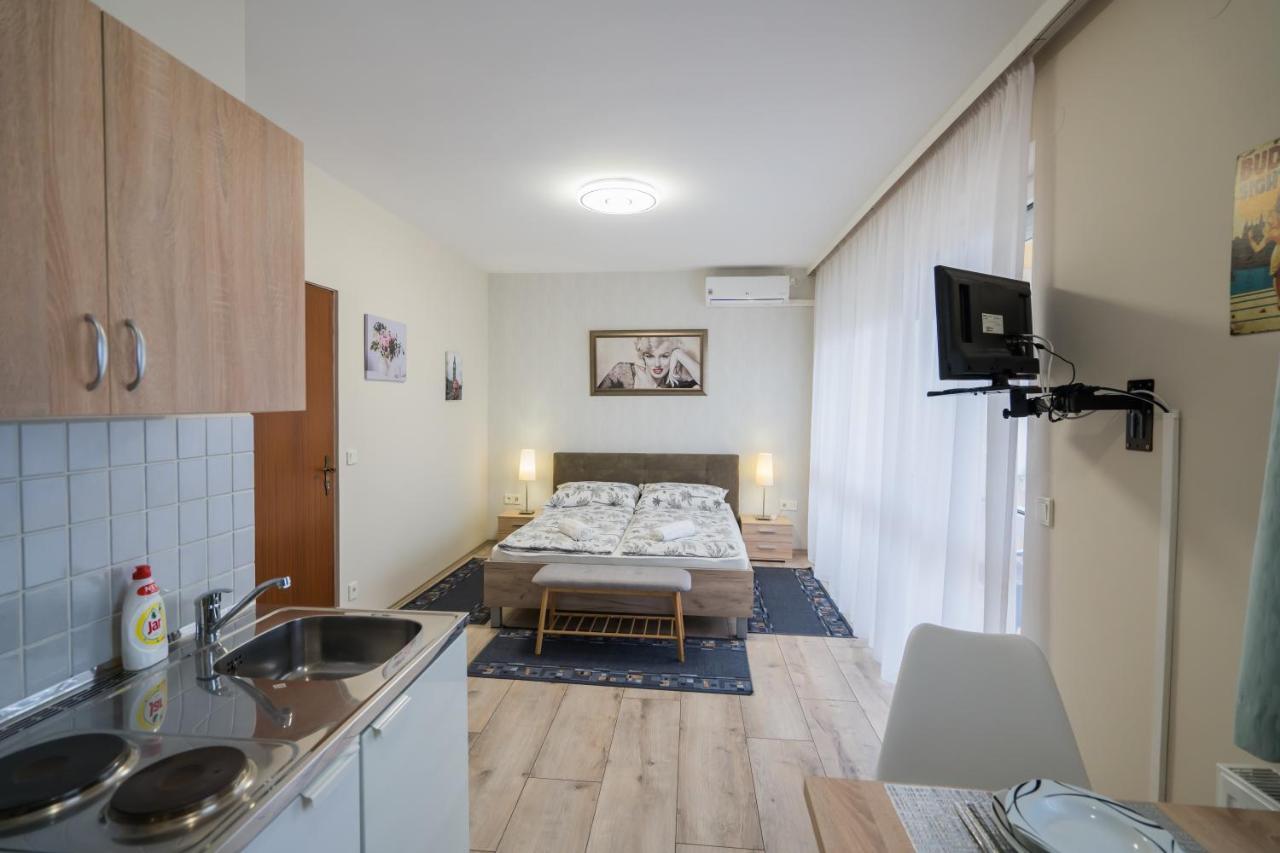 Korponyi Villa Siófok Buitenkant foto