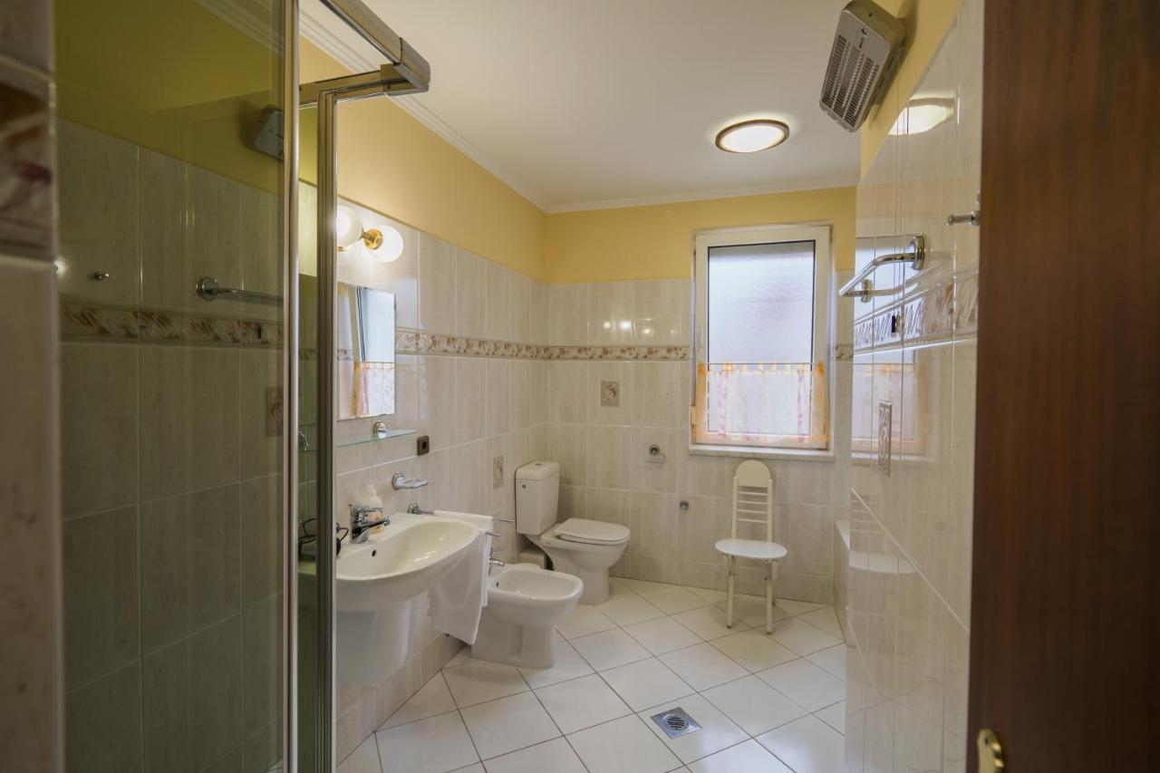 Korponyi Villa Siófok Buitenkant foto