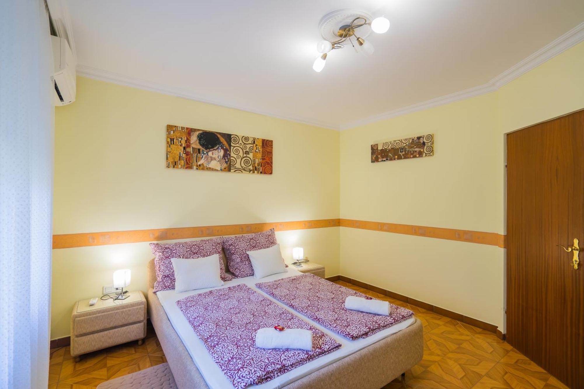 Korponyi Villa Siófok Buitenkant foto