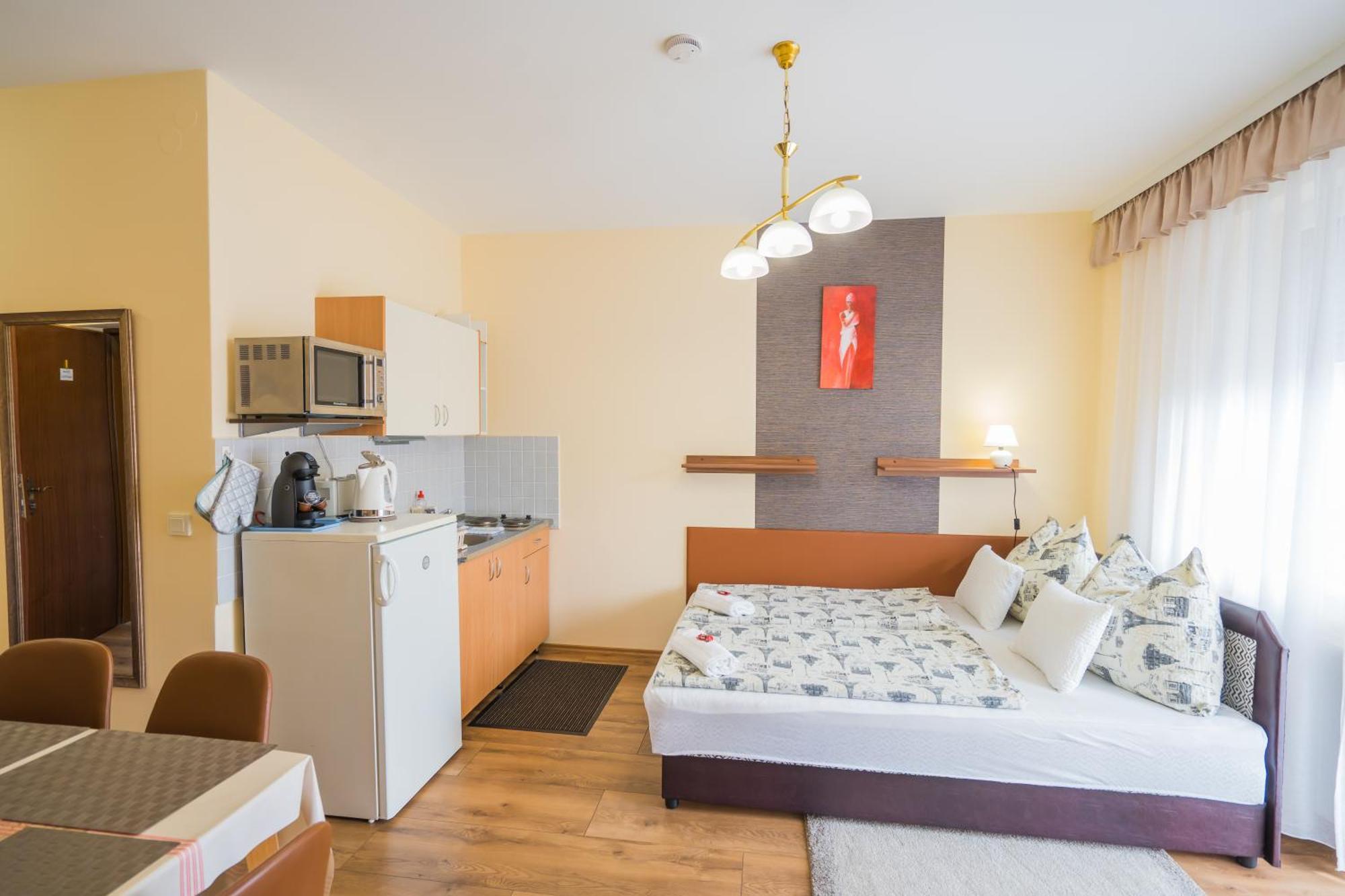 Korponyi Villa Siófok Buitenkant foto