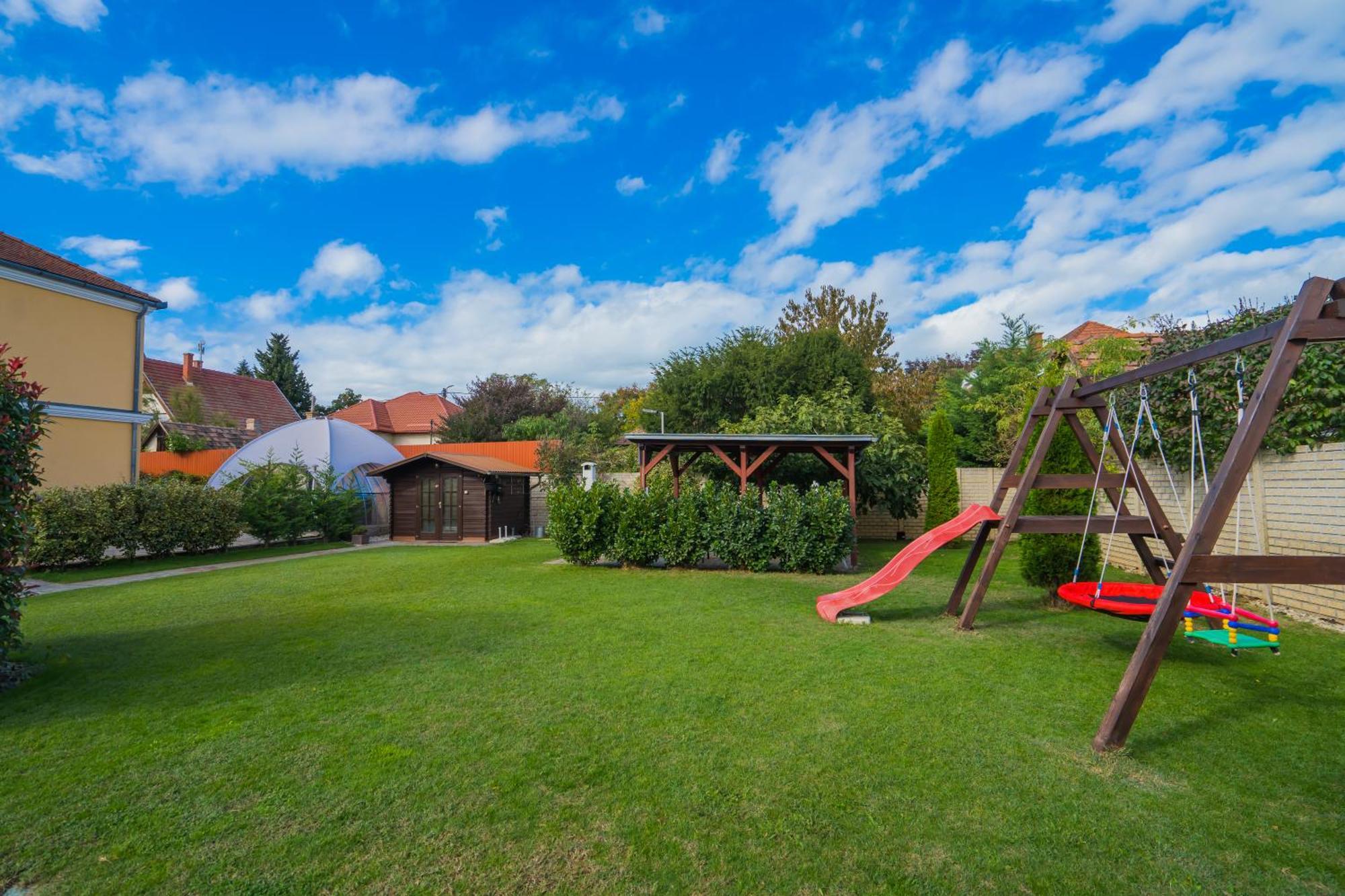 Korponyi Villa Siófok Buitenkant foto