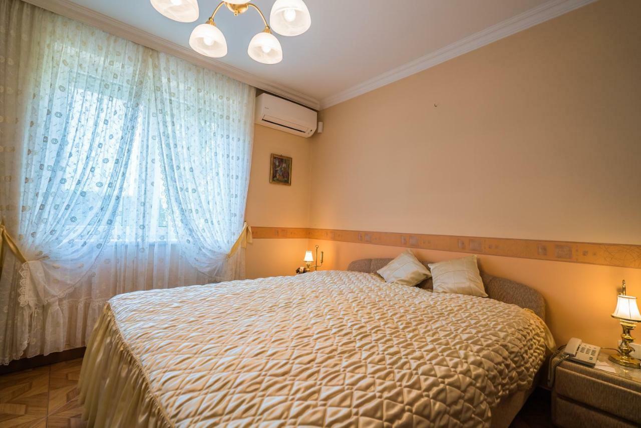 Korponyi Villa Siófok Buitenkant foto